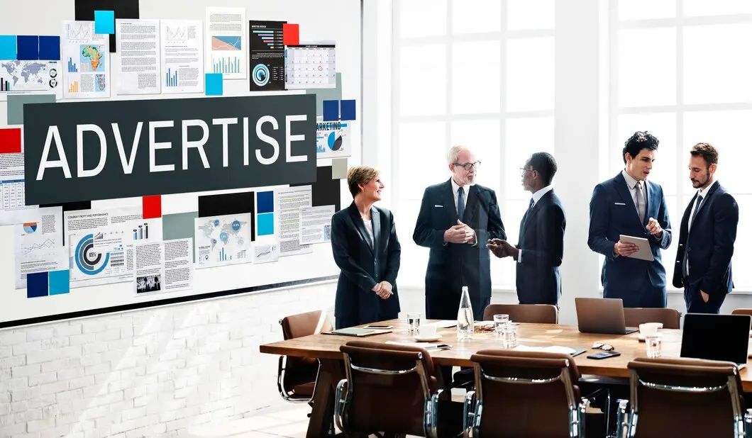 advertise-communication-digital-marketing-business-team